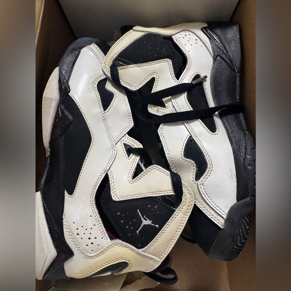 Air Jordan True Flight 'White Black'